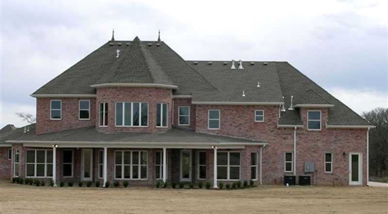 EXTERIOR PHOTO