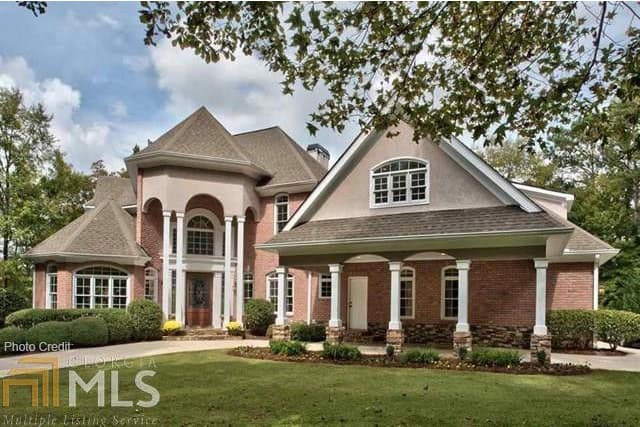 Home Exterior Photograph