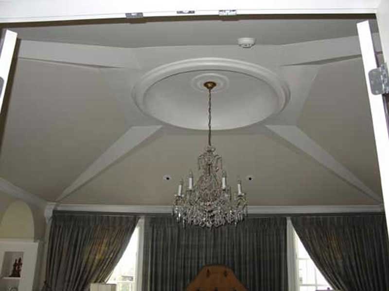 INTERIOR PHOTO