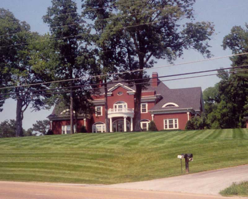 EXTERIOR PHOTO