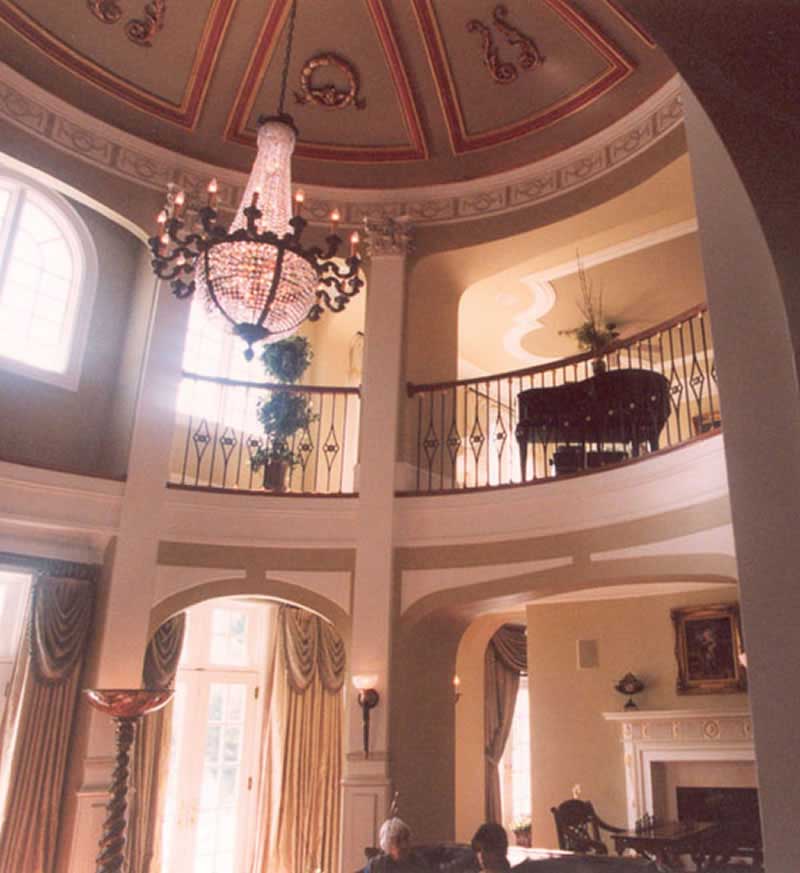 INTERIOR PHOTO
