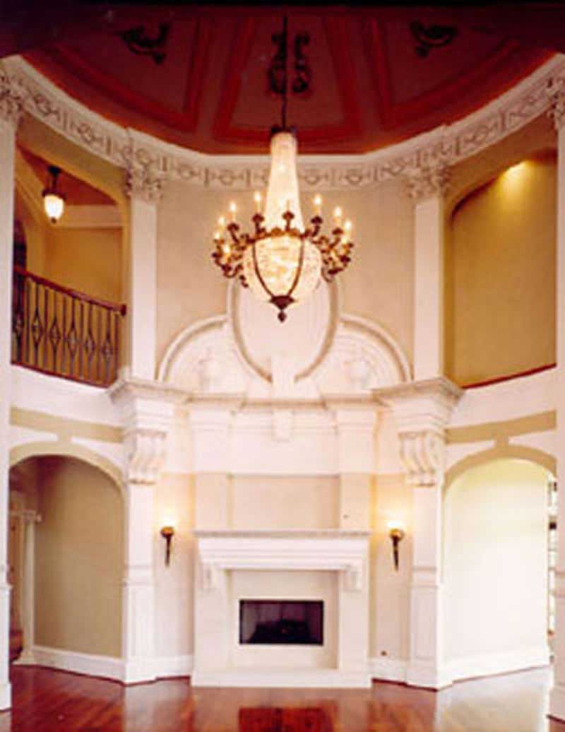 INTERIOR PHOTO