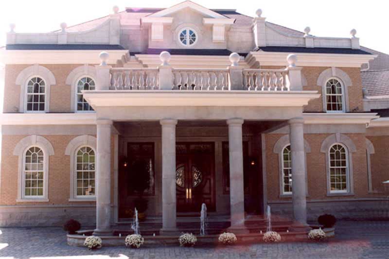 EXTERIOR PHOTO