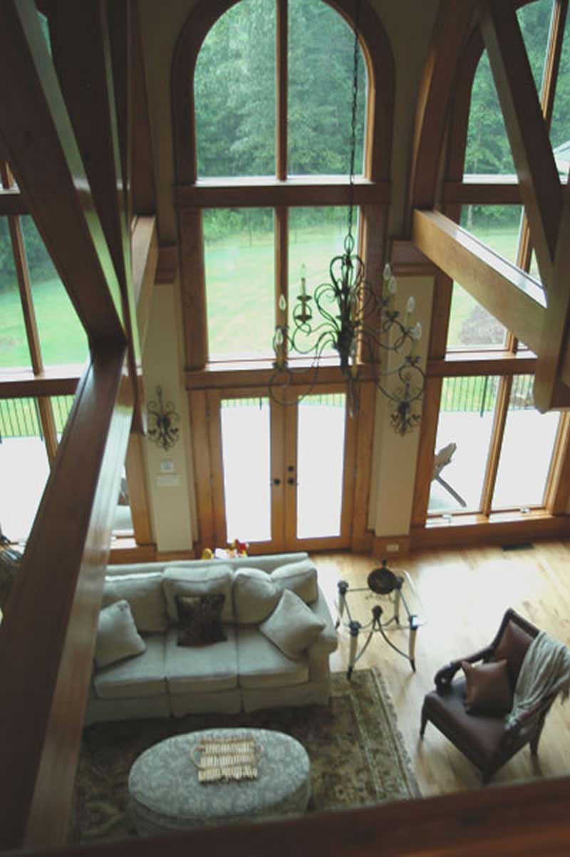 INTERIOR PHOTO