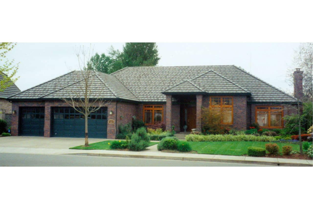 Home Exterior Photograph