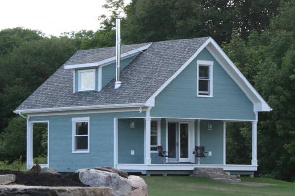 Home Exterior Photograph