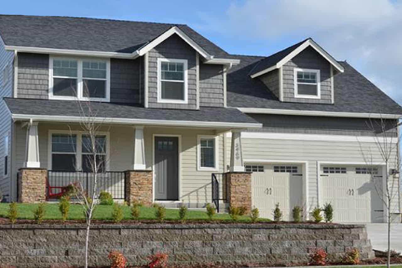 3-Bedroom, 1651 Sq Ft Craftsman House Plan - 108-1681 - Front Exterior