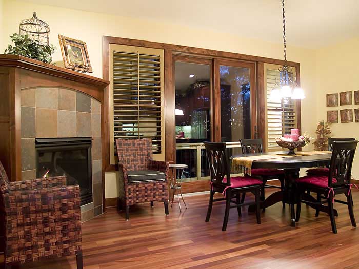 Kitchen: Breakfast Nook