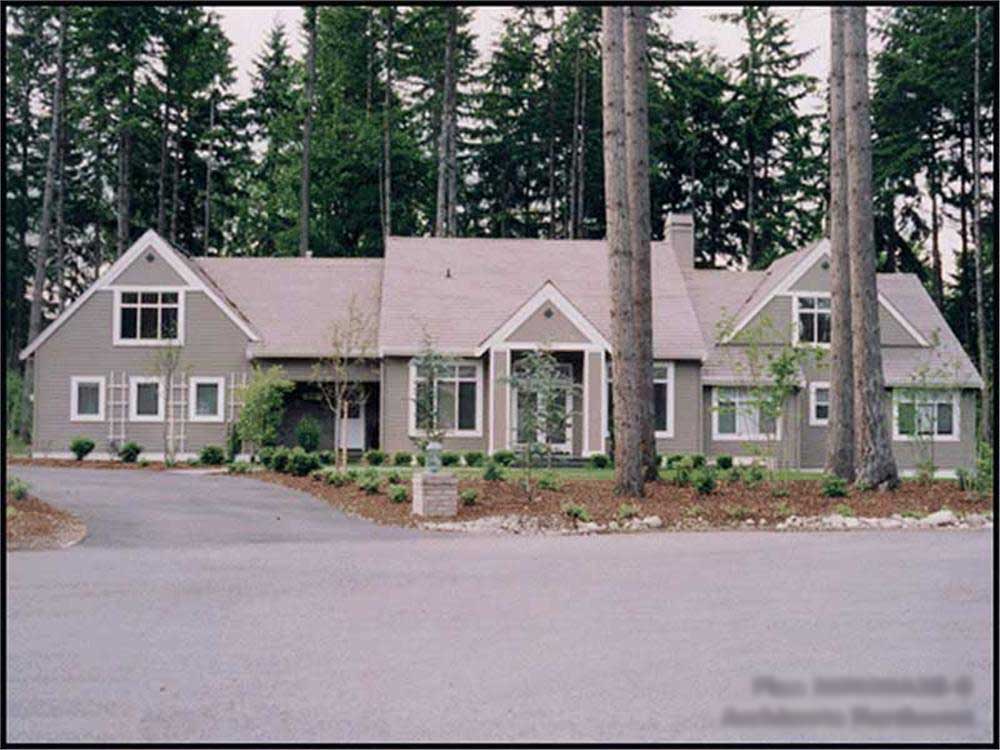 3-Bedroom, 2930 Sq Ft Ranch House Plan - 115-1203 - Front Exterior