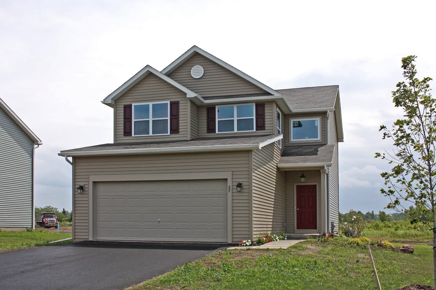 3-Bedroom, 1550 Sq Ft Country House - Plan #120-2137 - Front Exterior