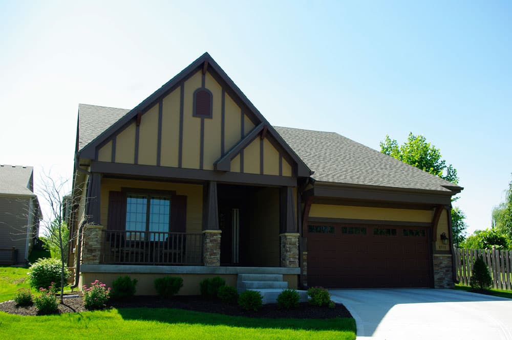 3-Bedroom, 1356 Sq Ft Cottage House Plan - 120-2233 - Front Exterior