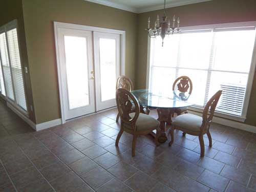 Kitchen: Breakfast Nook