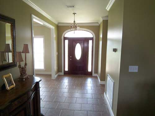 Entry Hall: Foyer