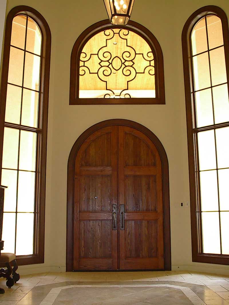 Entry Hall: Foyer