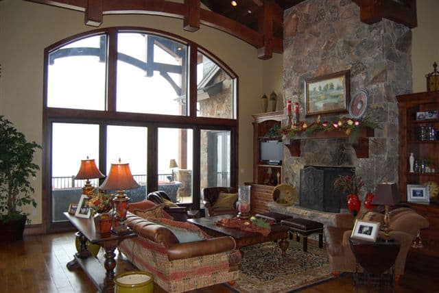 Great Room: Holidays