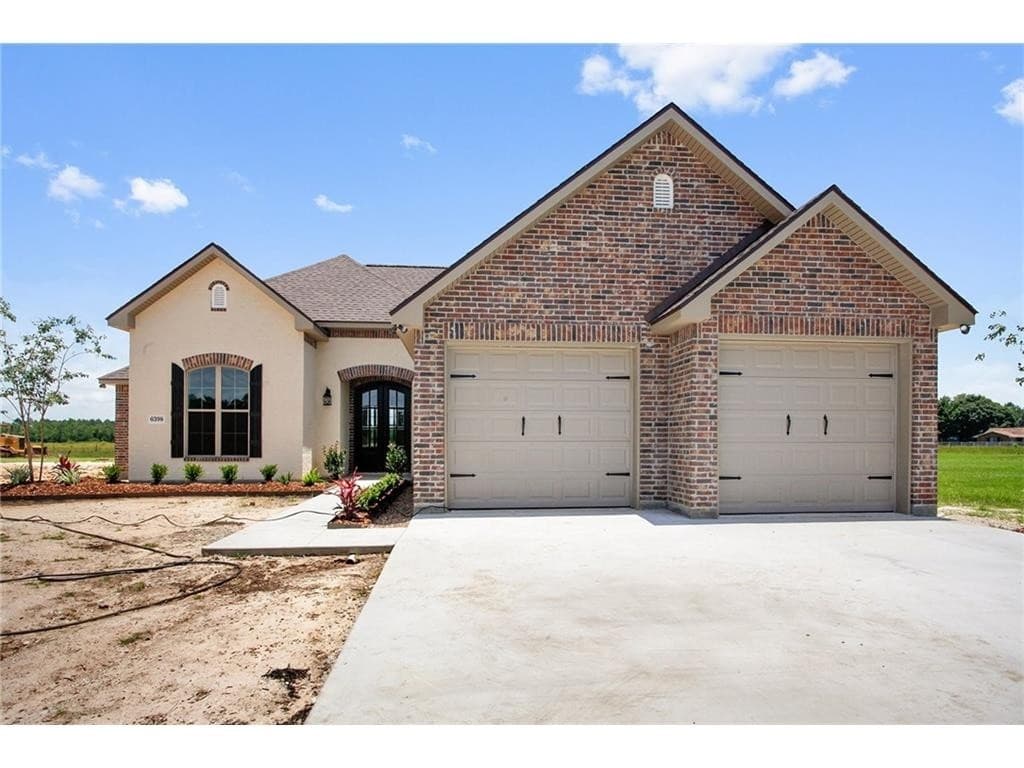 Home Exterior Photograph