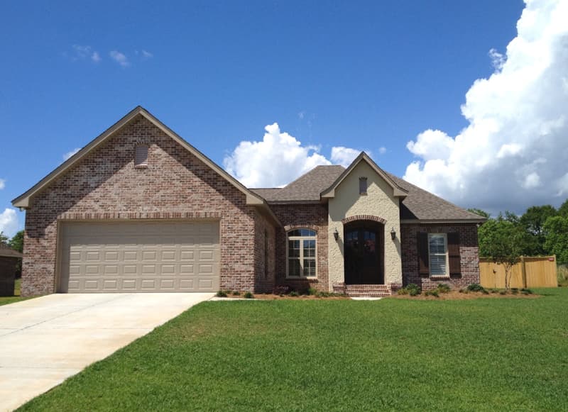 3-Bedroom, 1762 Sq Ft Acadian House Plan - 142-1073 - Front Exterior