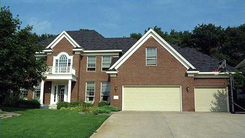 3-Bedroom, 3015 Sq Ft Colonial House Plan - 146-1265 - Front Exterior