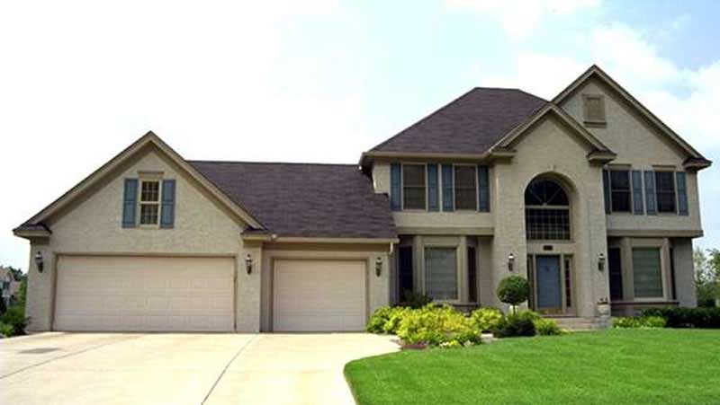 4-Bedroom, 2588 Sq Ft Colonial House Plan - 146-2549 - Front Exterior