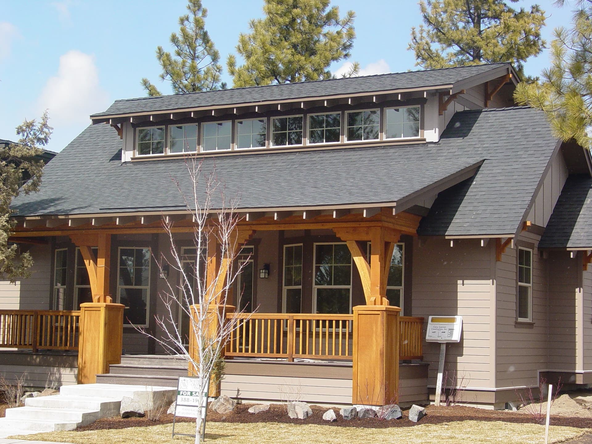 3-Bedroom, 1914 Sq Ft Ranch Home Plan - 149-1009 - Main Exterior