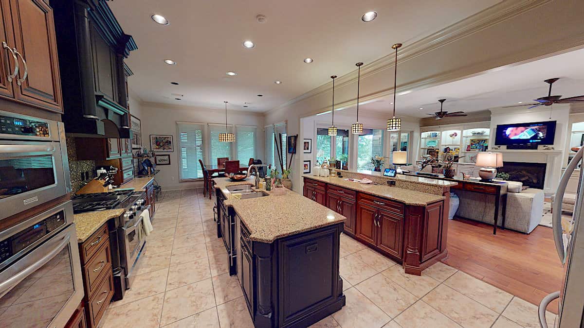 Kitchen: Kitchen Island