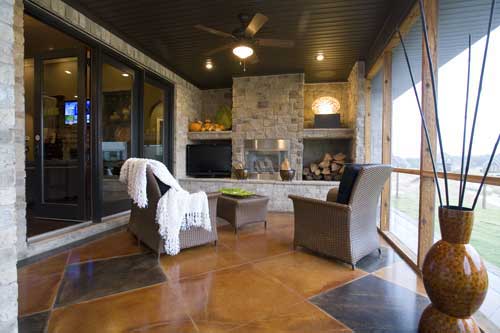 Outdoor Kitchen