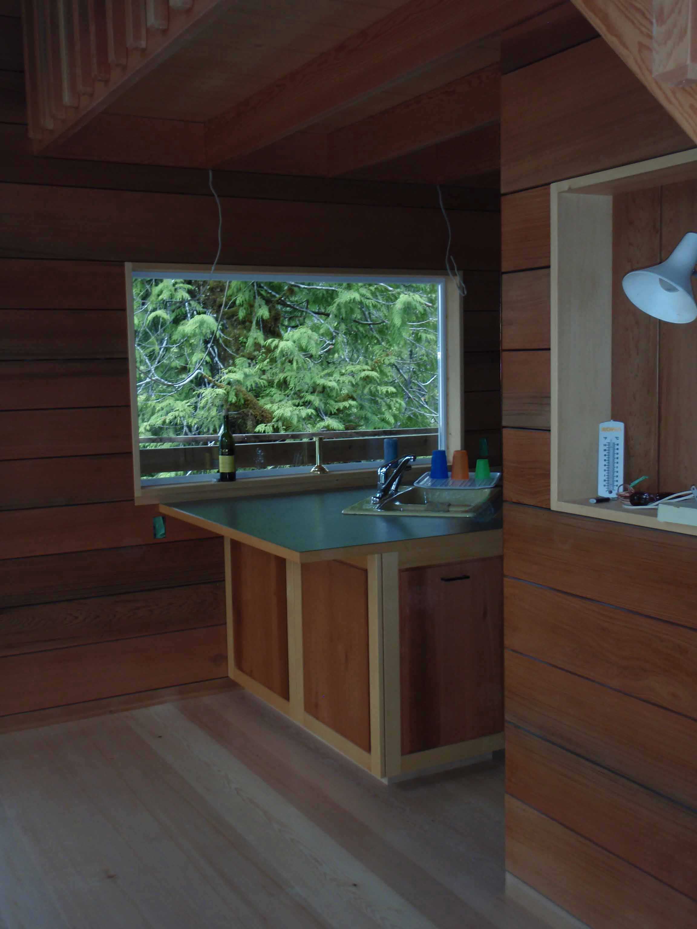 Kitchen: Breakfast Bar