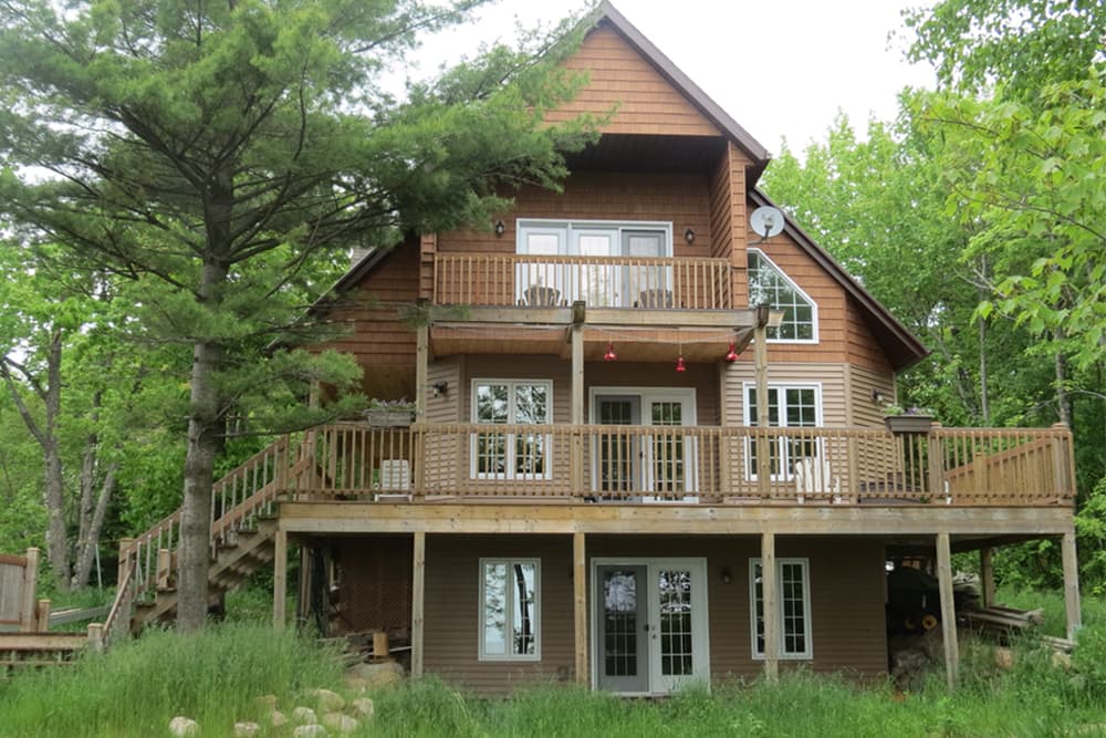 3-Bedroom, 1538 Sq Ft Contemporary Home Plan - 160-1028 - Main Exterior