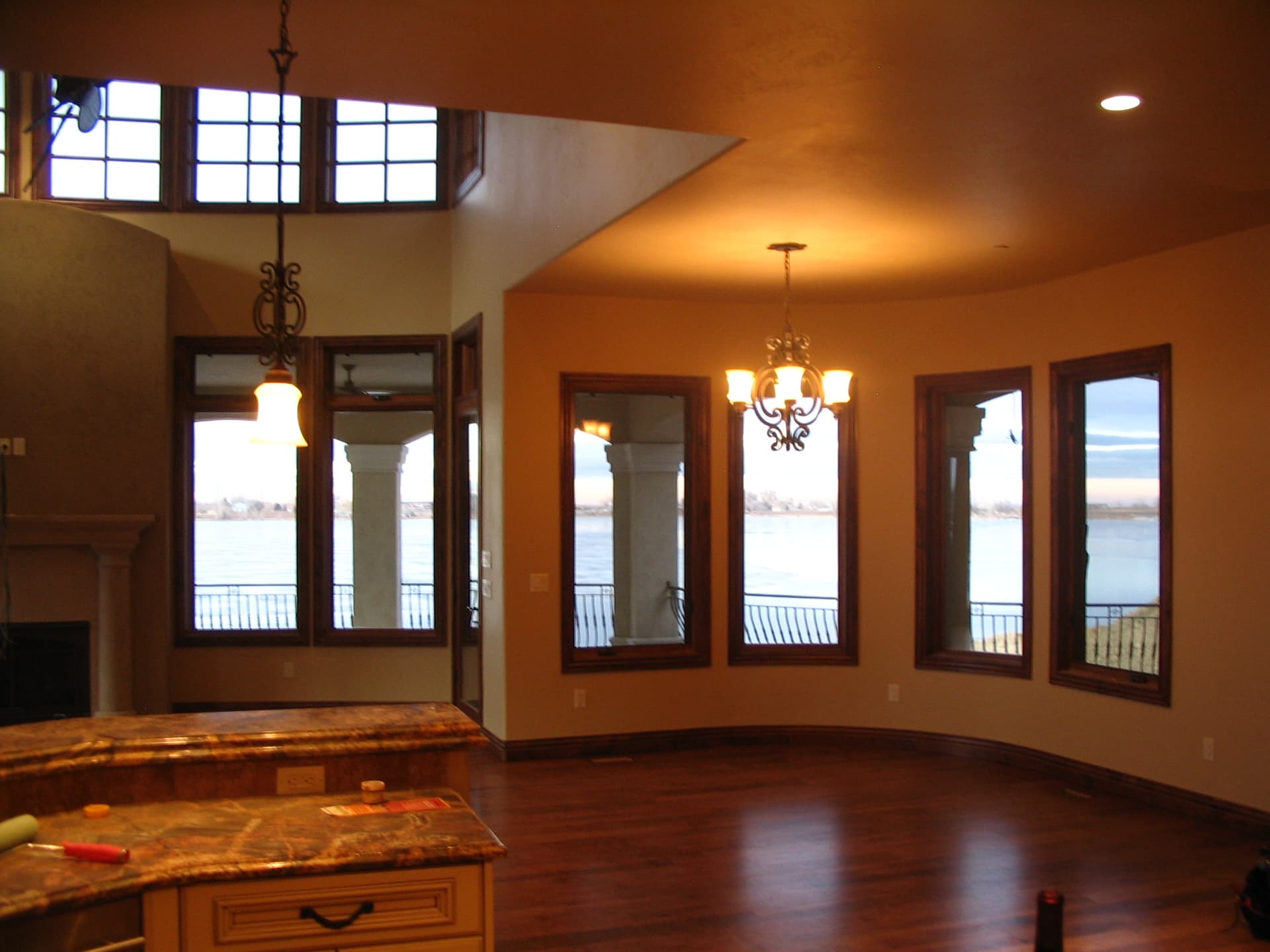 Kitchen: Breakfast Nook