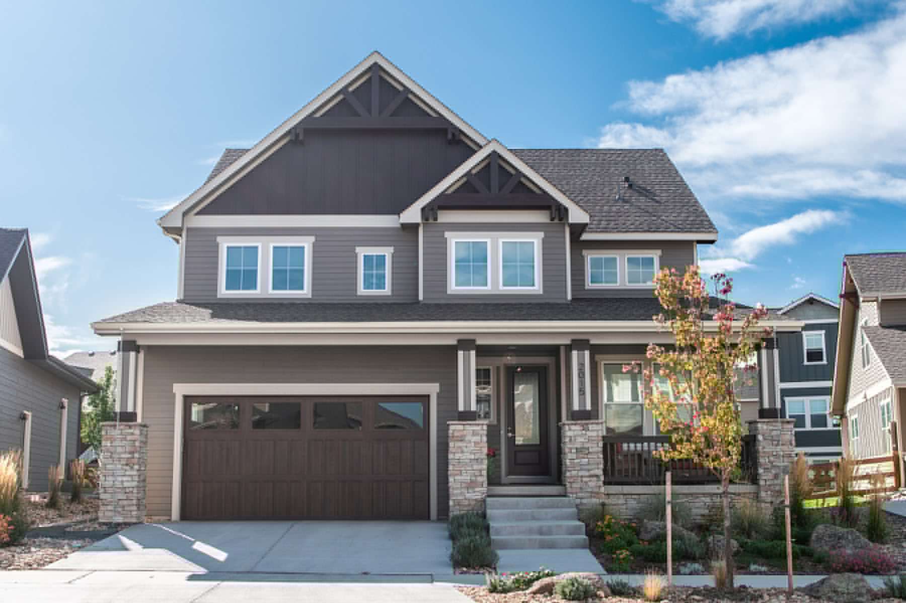 Craftsman Floor Plan - 4 Bedrms, 3 Baths - 2354 Sq Ft - #161-1211