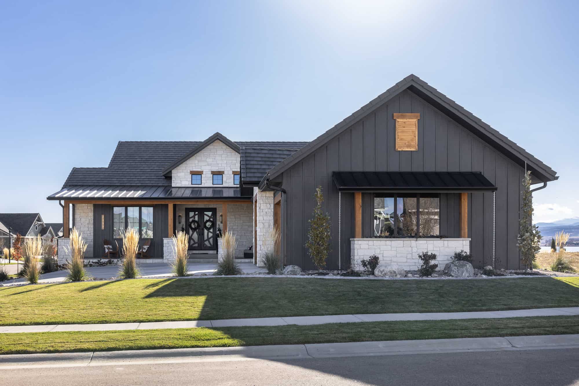 Ranch House Plan, 2-4 Bedrms, 2.5-3.5 Baths, 2320-3706 Sq Ft #161-1279