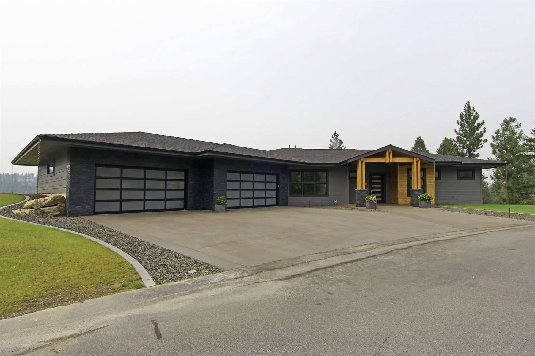 Contemporary House Plan, 2-4 Bedrms, 2-3 Baths, 2003-4006 Sq Ft #162-1100