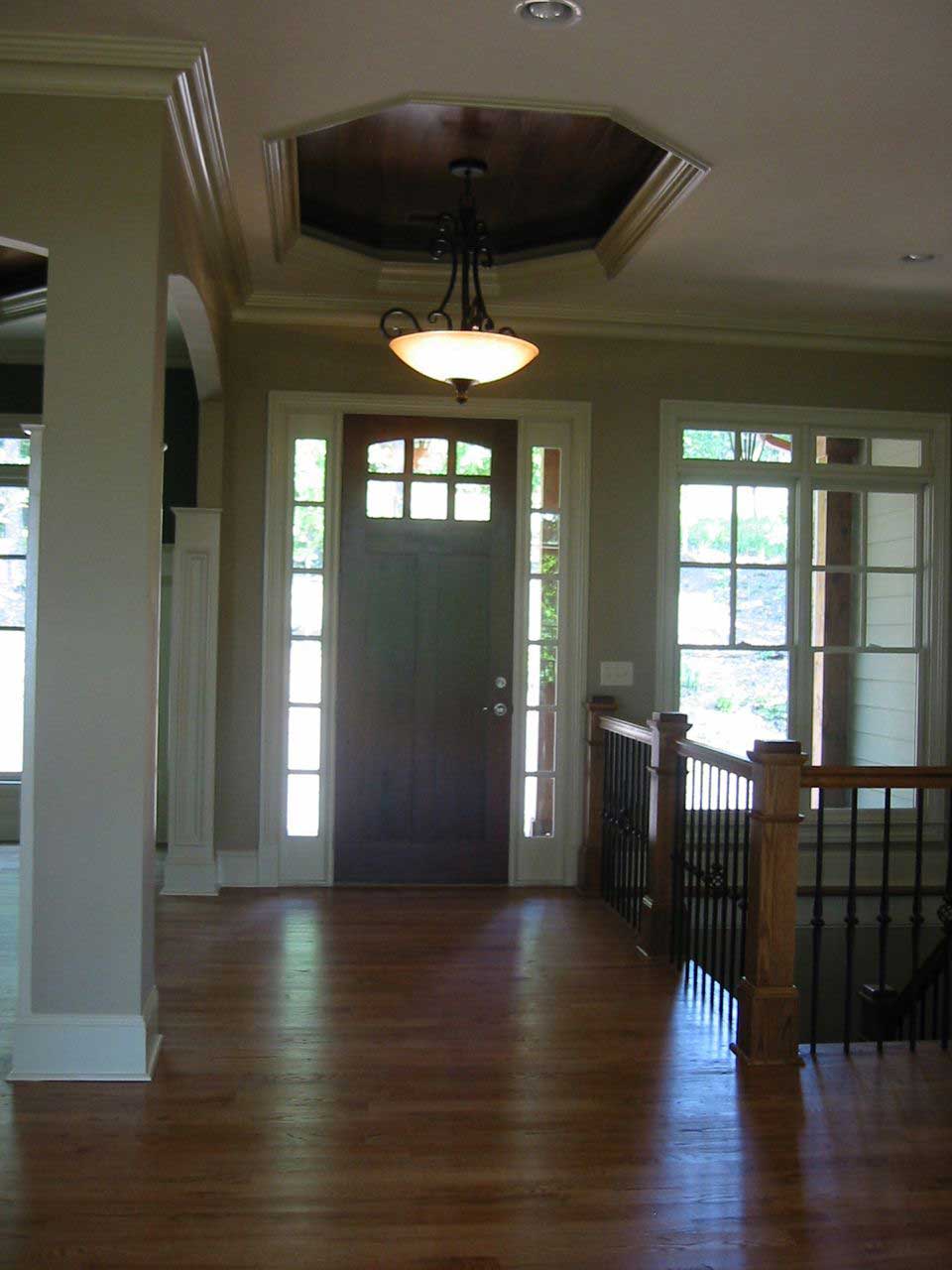 Entry Hall: Foyer