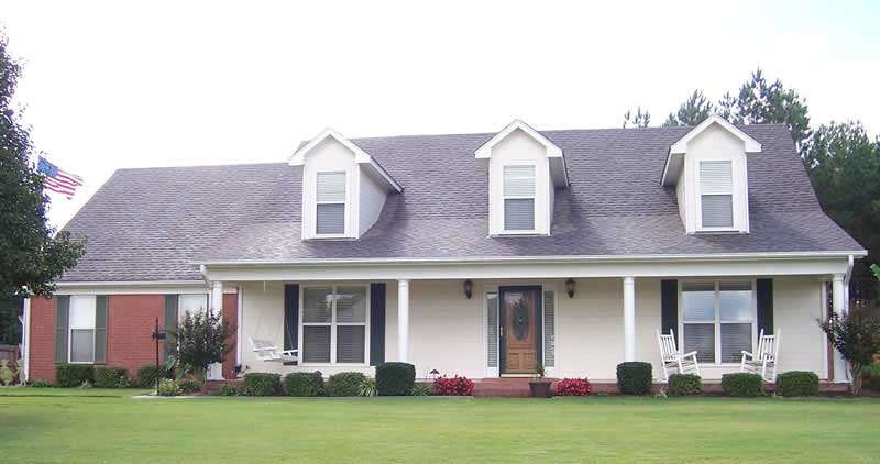 3-Bedroom, 2574 Sq Ft Ranch House Plan - 170-1057 - Front Exterior