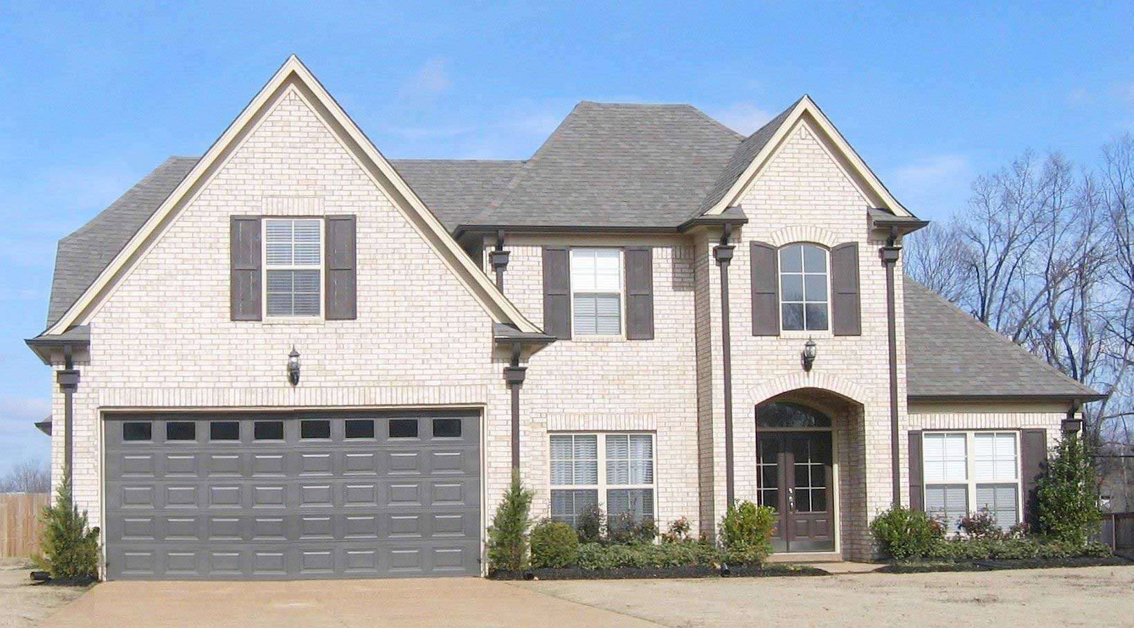 3-Bedroom, 2660 Sq Ft Country House Plan - 170-1145 - Front Exterior