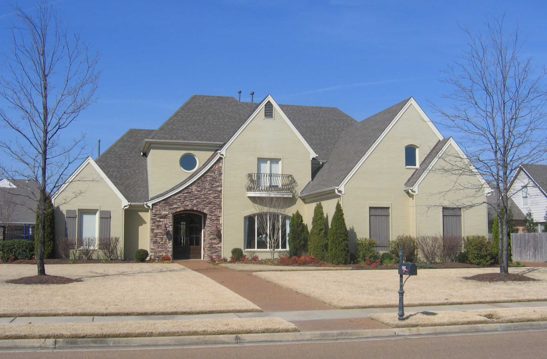 4-Bedroom, 4264 Sq Ft Country House Plan - 170-1298 - Front Exterior