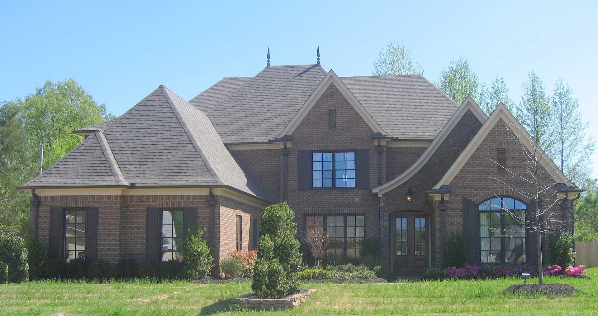 4-Bedroom, 3986 Sq Ft Country House Plan - 170-1656 - Front Exterior