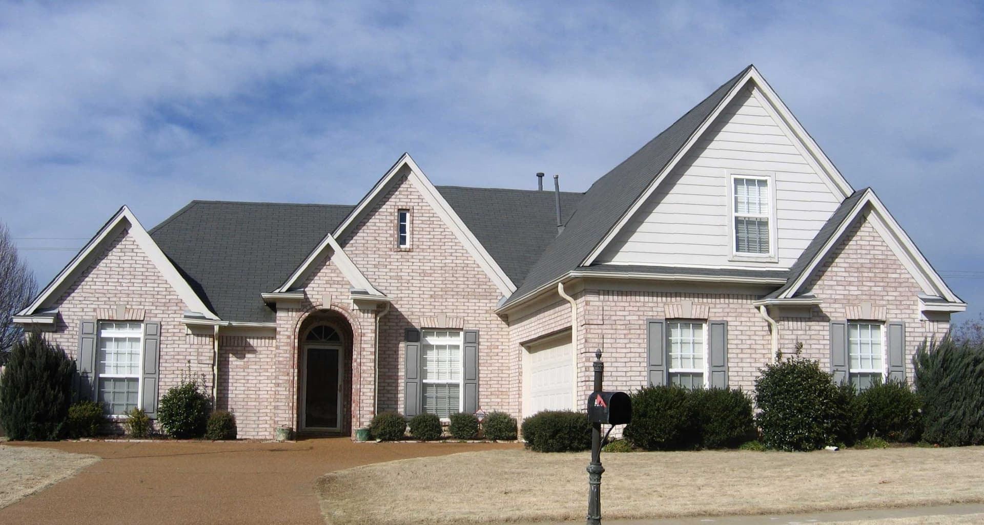 3-Bedroom, 2148 Sq Ft Cape Cod House Plan - 170-1764 - Front Exterior