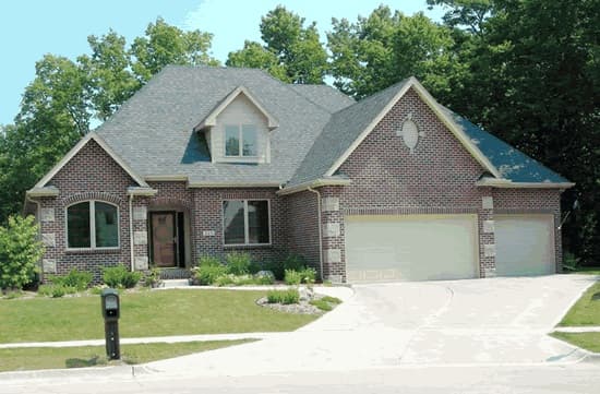 3-Bedroom, 1897 Sq Ft Traditional Home Plan - 178-1064 - Main Exterior