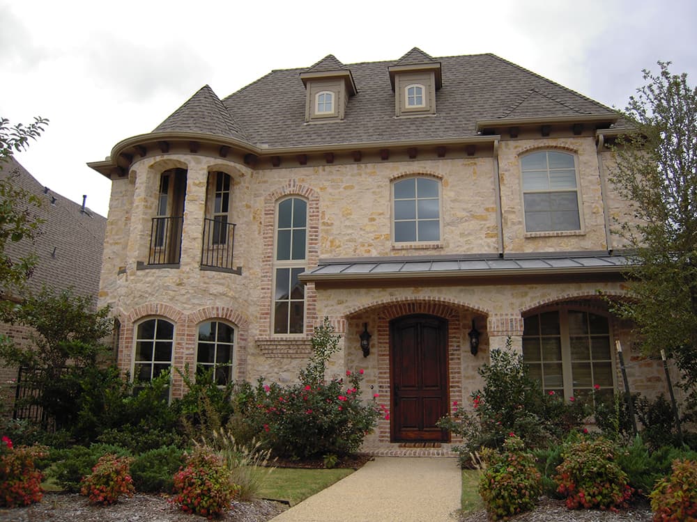 3-Bedroom, 3428 Sq Ft Georgian House Plan - 195-1110 - Front Exterior