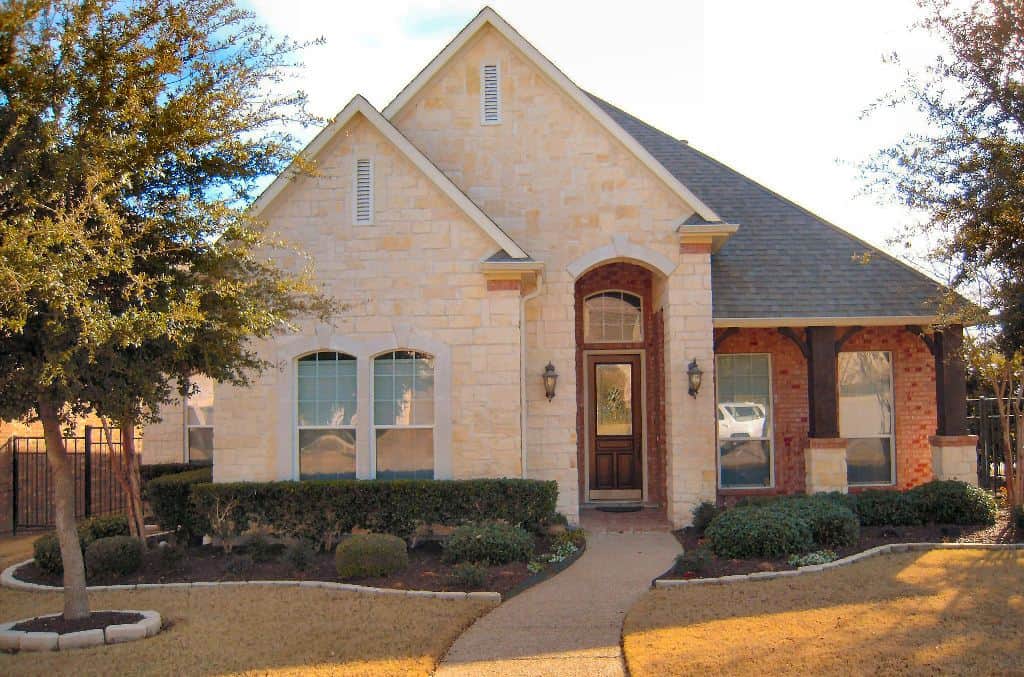 3-Bedroom, 2552 Sq Ft French Home - Plan #195-1275 - Main Exterior