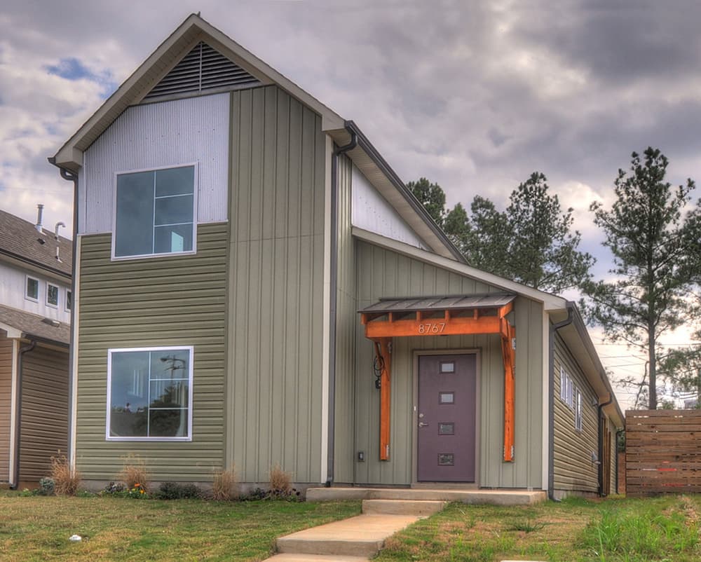 3-Bedroom, 1843 Sq Ft Cottage House - Plan #196-1008 - Front Exterior