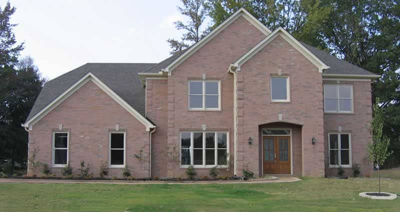 Front view of Southern home (ThePlanCollection: House Plan #170-2504)